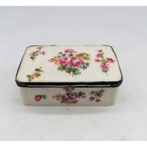 Porcelain Box From Mennecy, 1757