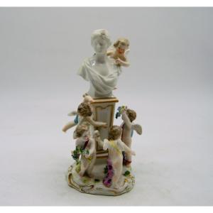 Sujet Porcelaine Meissen - Putti Et Buste De Femme - XVIIIème