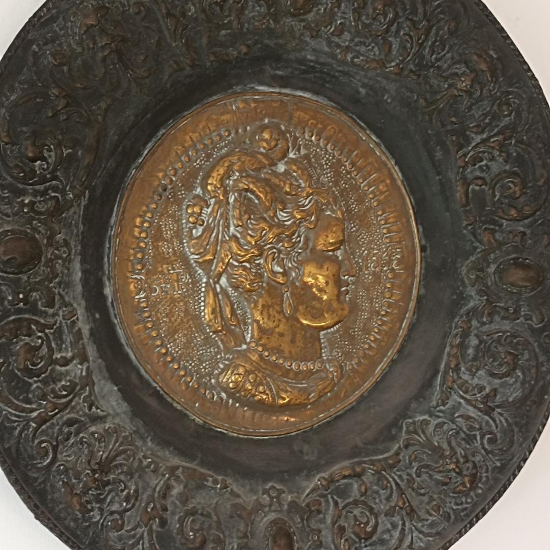 Large 19th Century Ornamental Wall Dish-photo-2