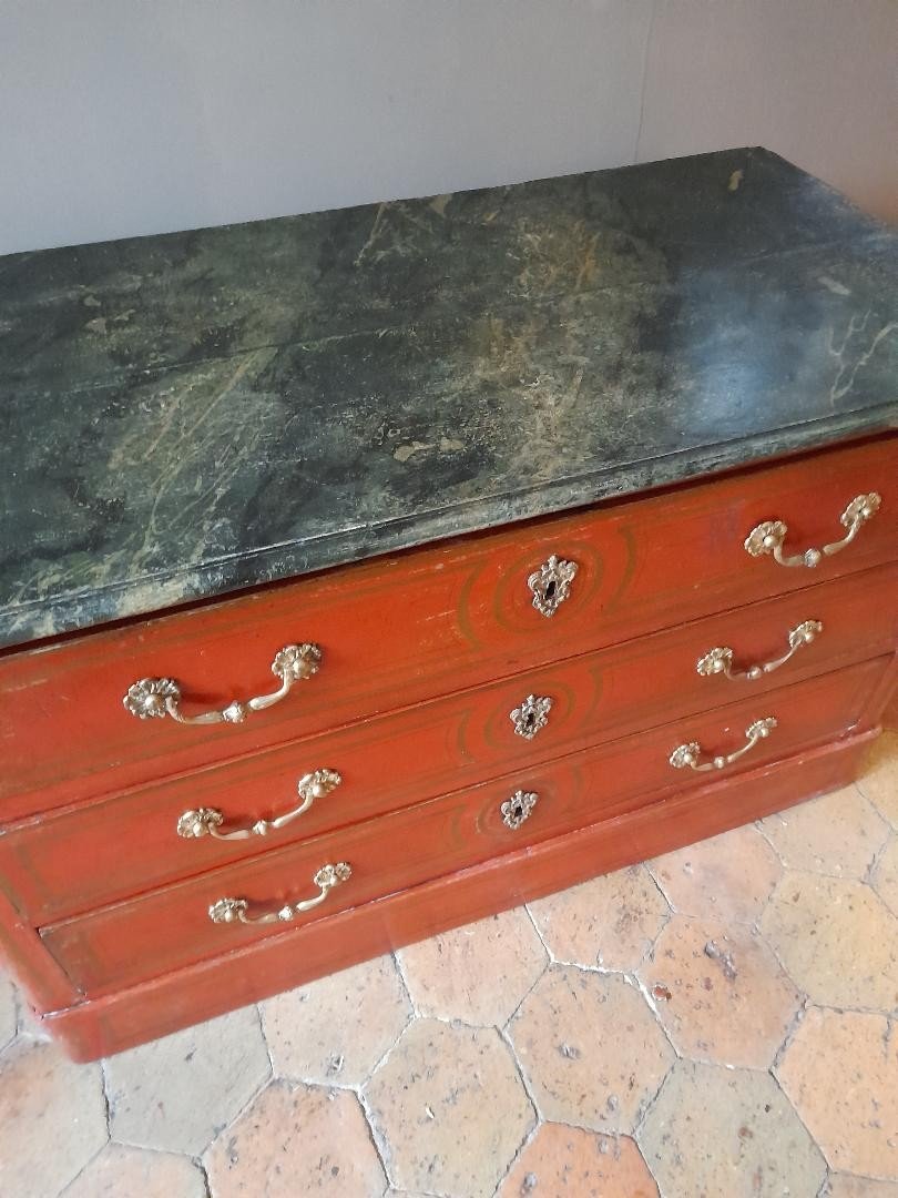 Painted Chest Of Drawers Opening With Three Provencal-style Drawers-photo-2