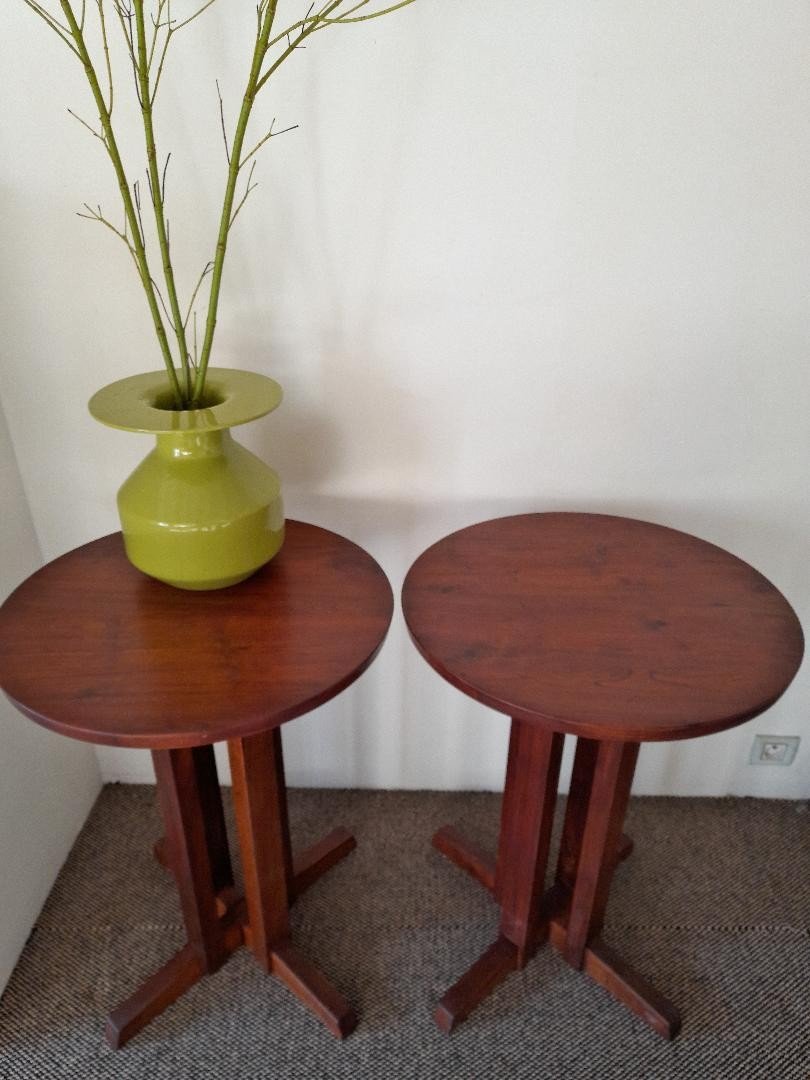 Pair Of Pedestal Tables In The Style Of Georges Nakashima-photo-3