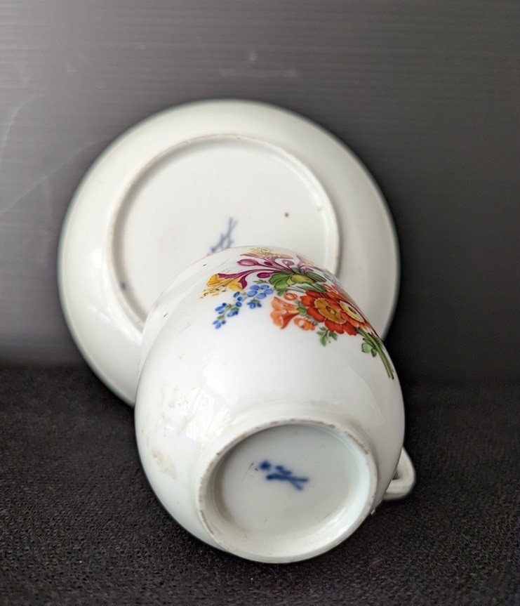 Eighteenth Meissen Cup And Saucer.-photo-1