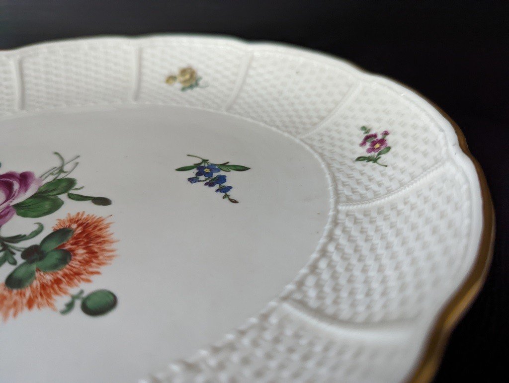 Fine Porcelain Dish From Frankhental 18th.-photo-6