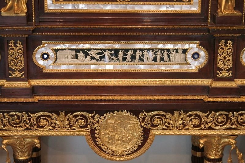 Grand Meuble d'Apparat Dans Le Gout Du Cabinet De Marie Antoinette A Versailles. Ref: 308-photo-4