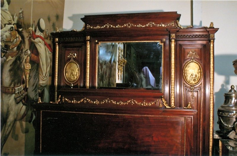 Louis XVI Style Mahogany Bedroom. Ref: 276-photo-4