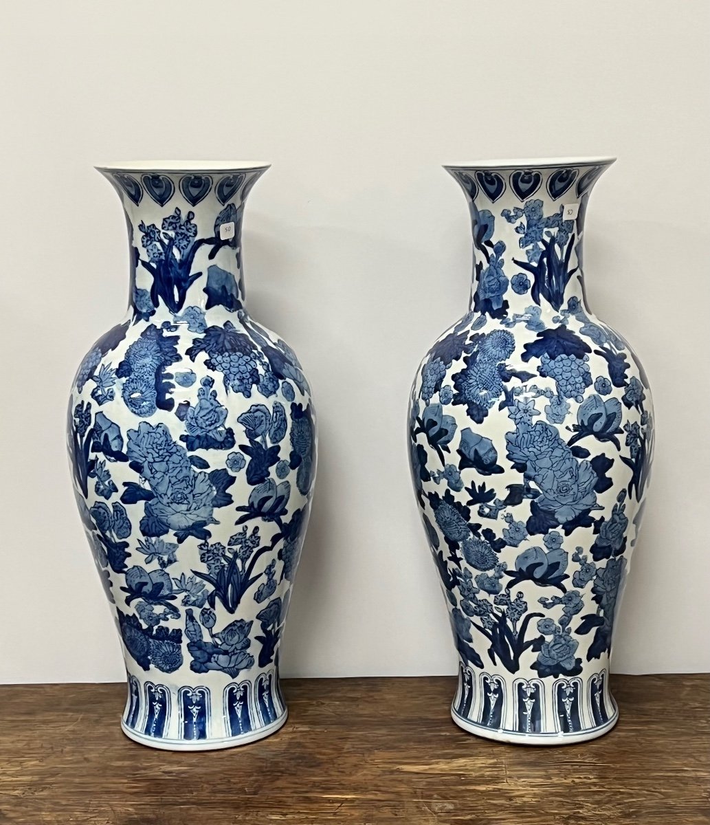 Paire De Vases / Potiches