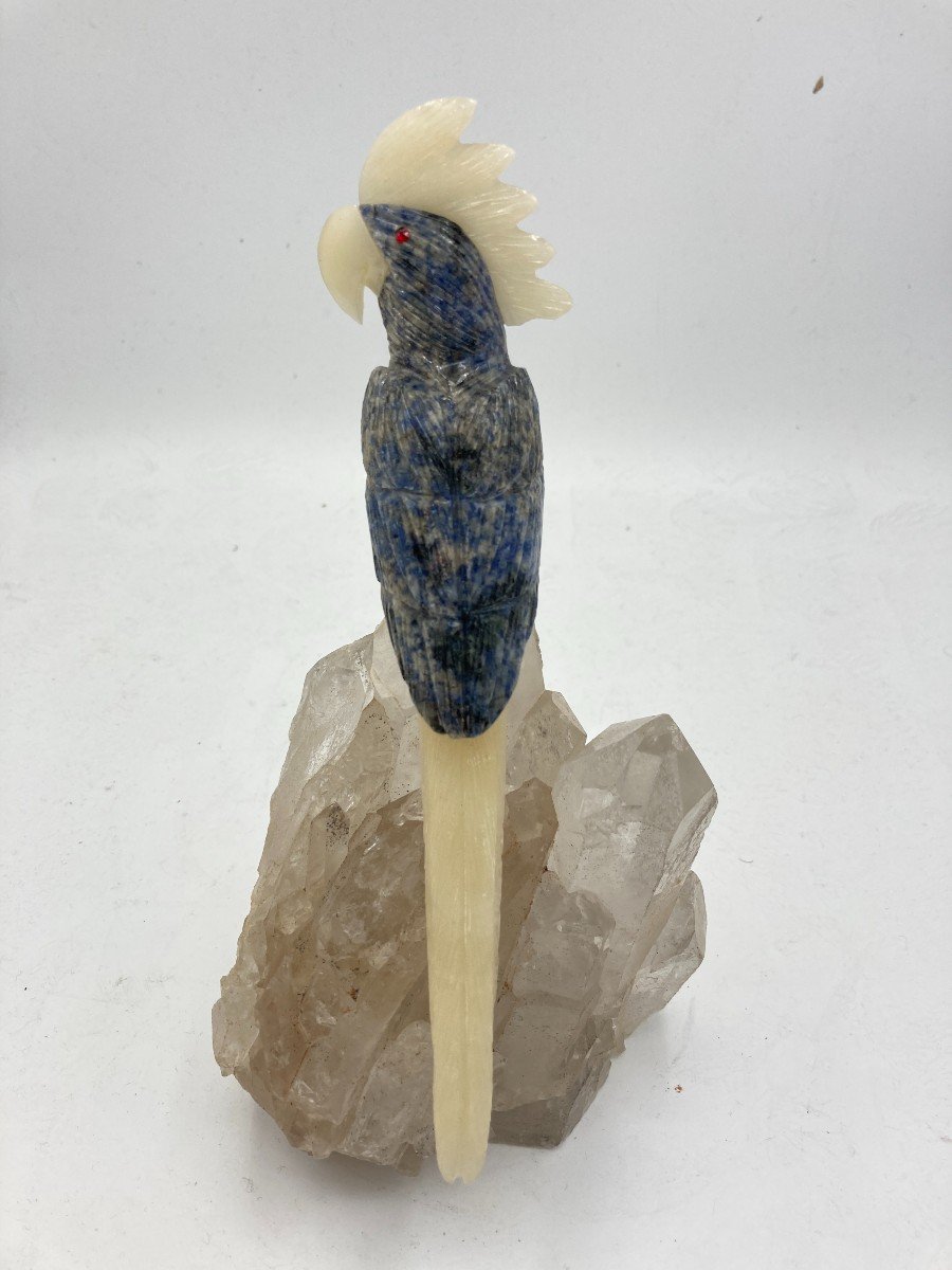 Parrot Made Of Hard Stones Resting On A Rock Crystal-photo-4