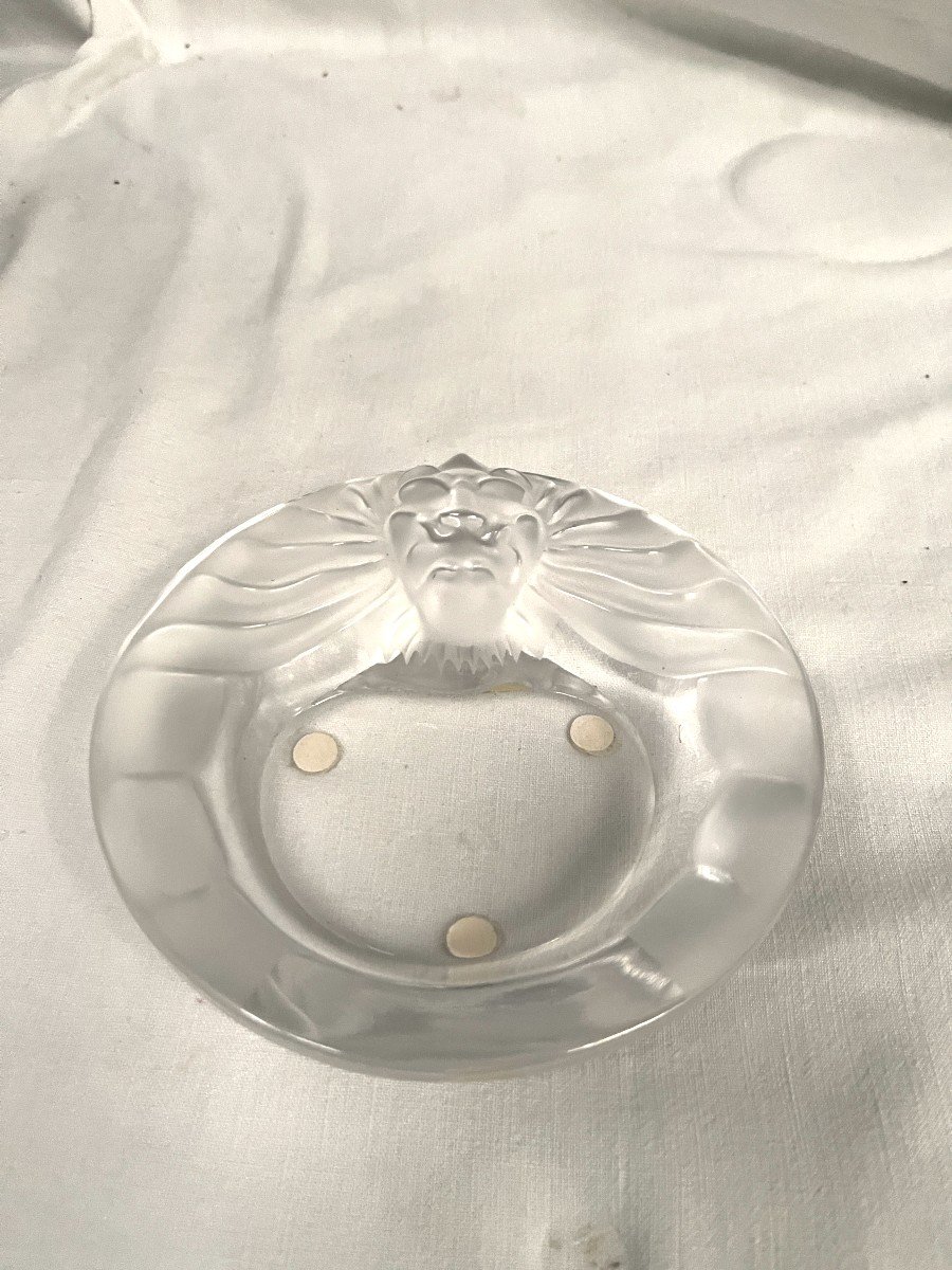 Cendrier " Lion" En Cristal De Chez Lalique 