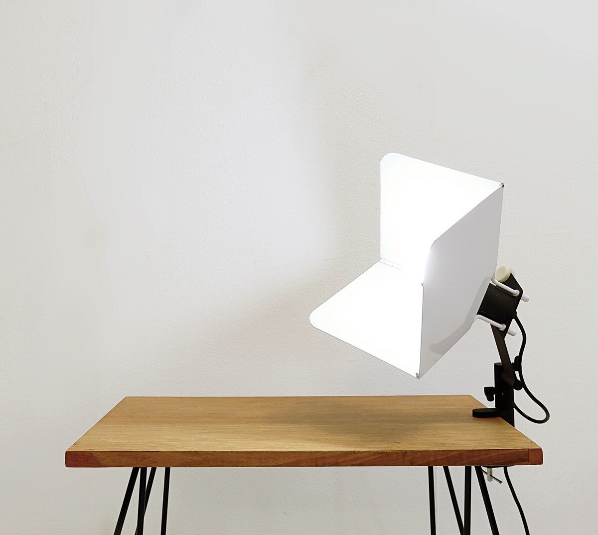 Triedro Clamp Lamp By Joe Colombo For Stilnovo - 1970s