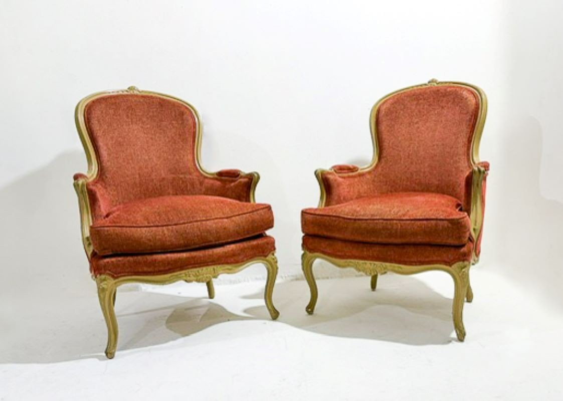 Paire De Fauteuils De Style Louis XV