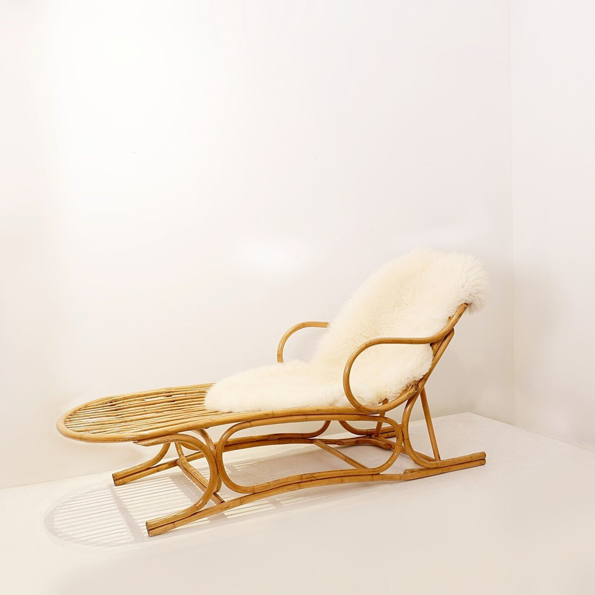 Mid-century Rattan Lounge Chair-photo-2