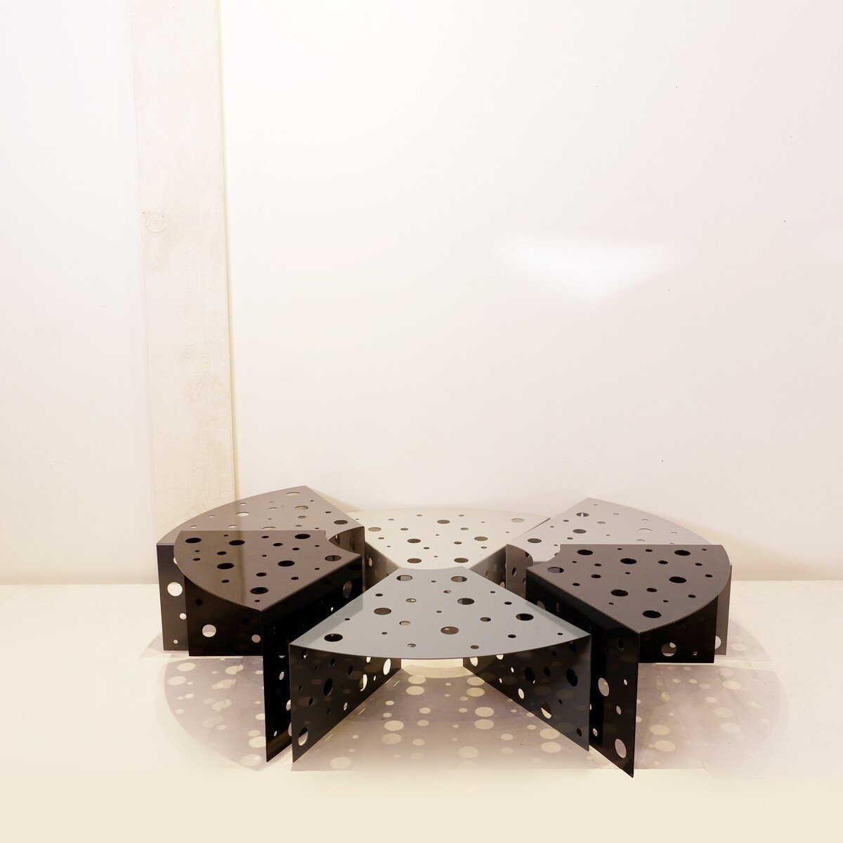 Modular Indoor And Outdoor Coffee Tables In Gradient Gray Lacquered Metal-photo-2