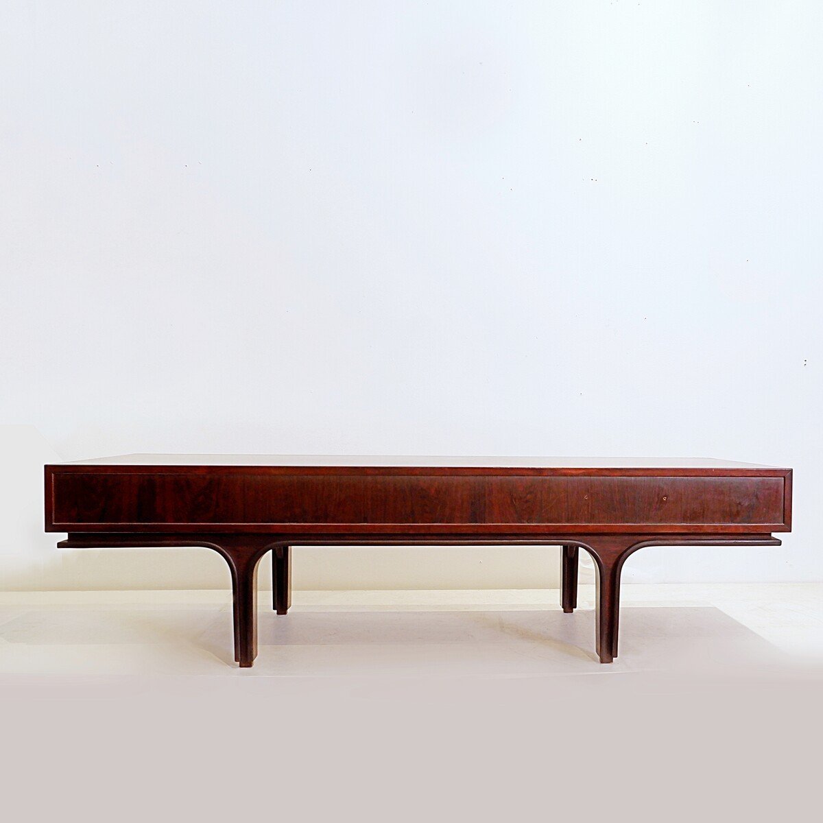 Table Basse En Bois Italienne Du Milieu Du Siècle Par Gianfranco Frattini Pour Bernini, 1960s-photo-3