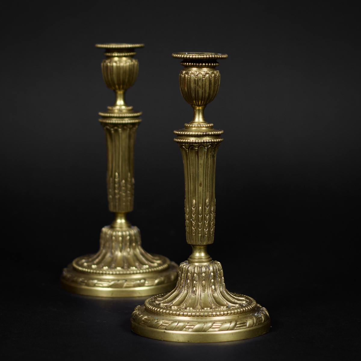 Pair Of Louis XVI Gilt Bronze Candlesticks, Asparagus And Pearl Model-photo-2