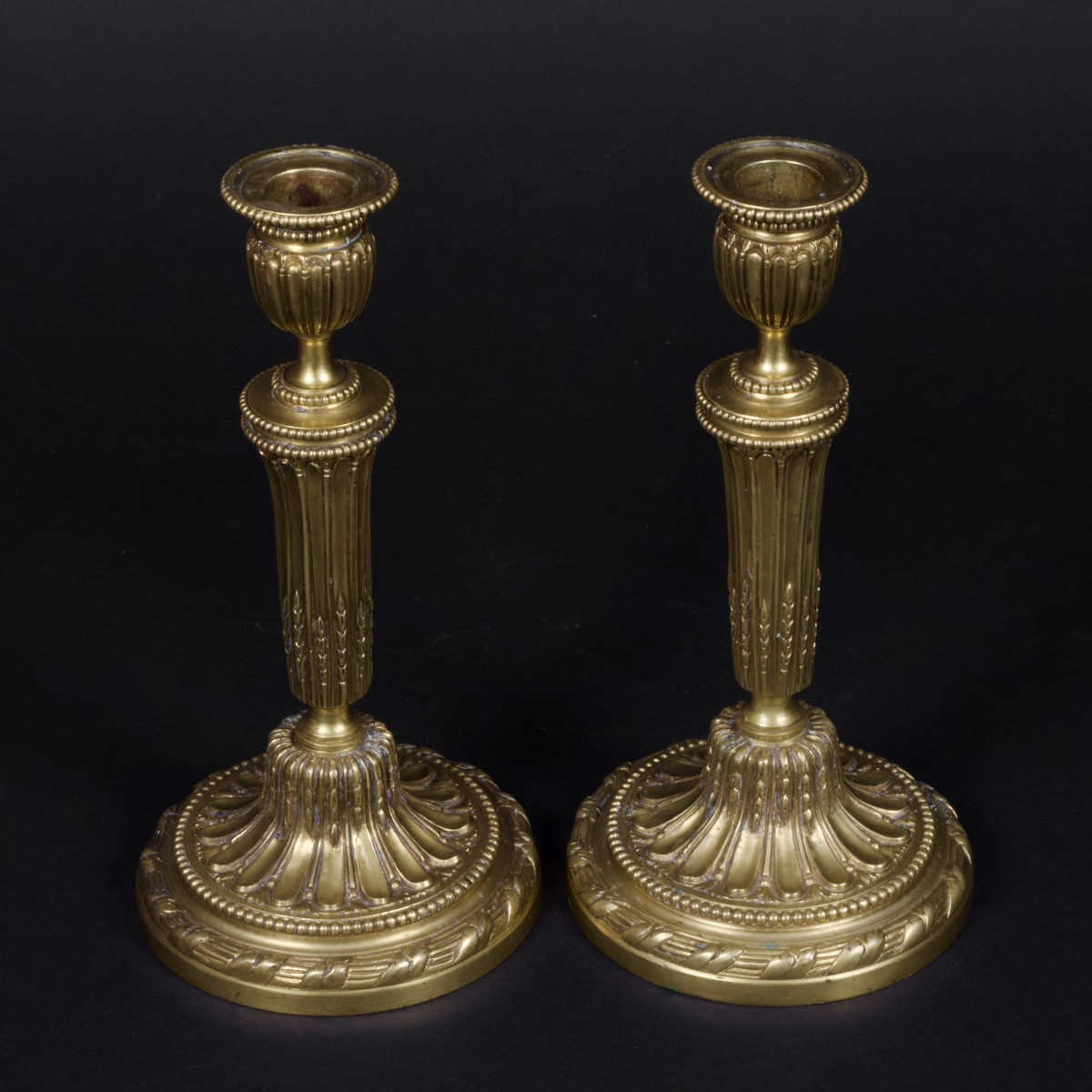 Pair Of Louis XVI Gilt Bronze Candlesticks, Asparagus And Pearl Model-photo-1