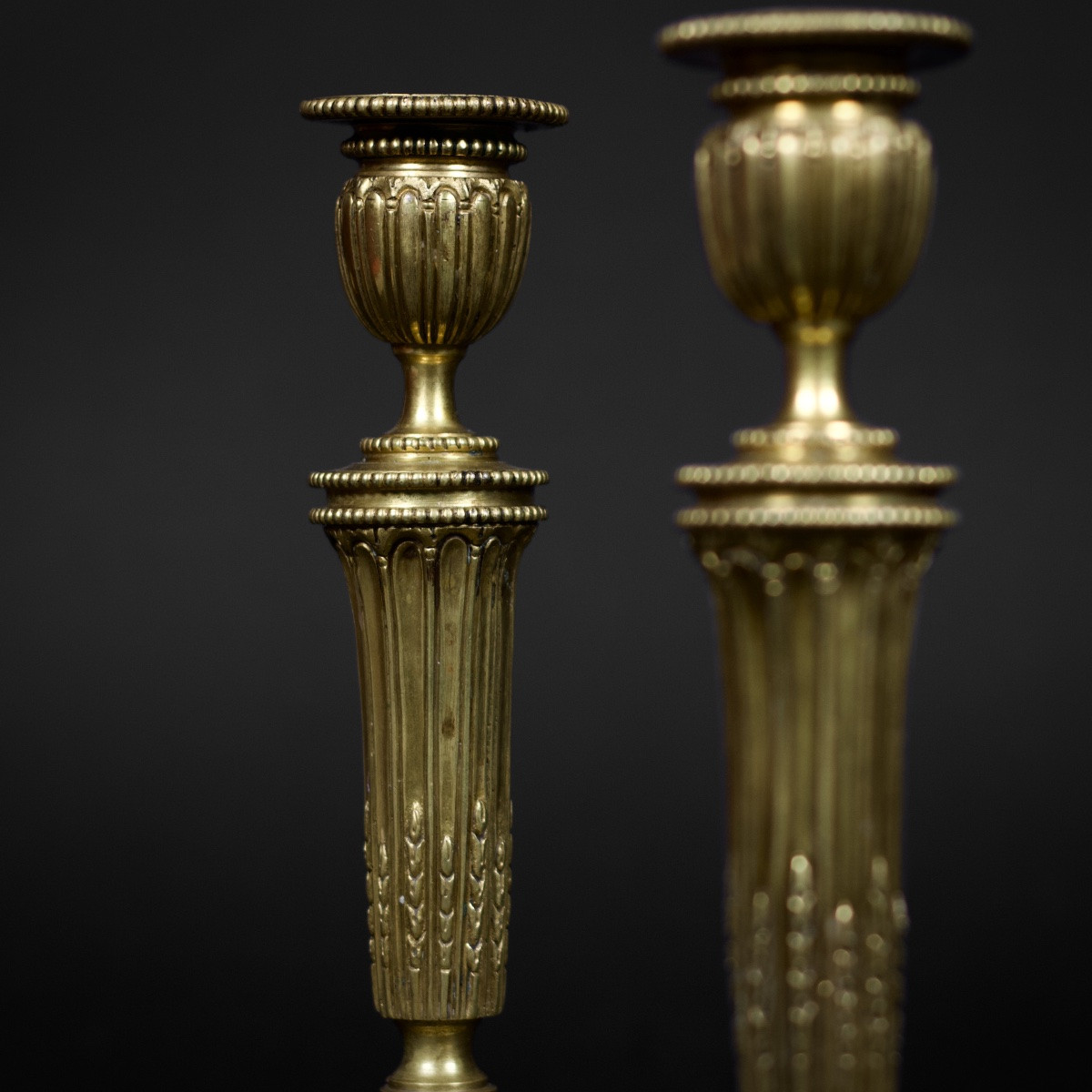 Pair Of Louis XVI Gilt Bronze Candlesticks, Asparagus And Pearl Model-photo-2