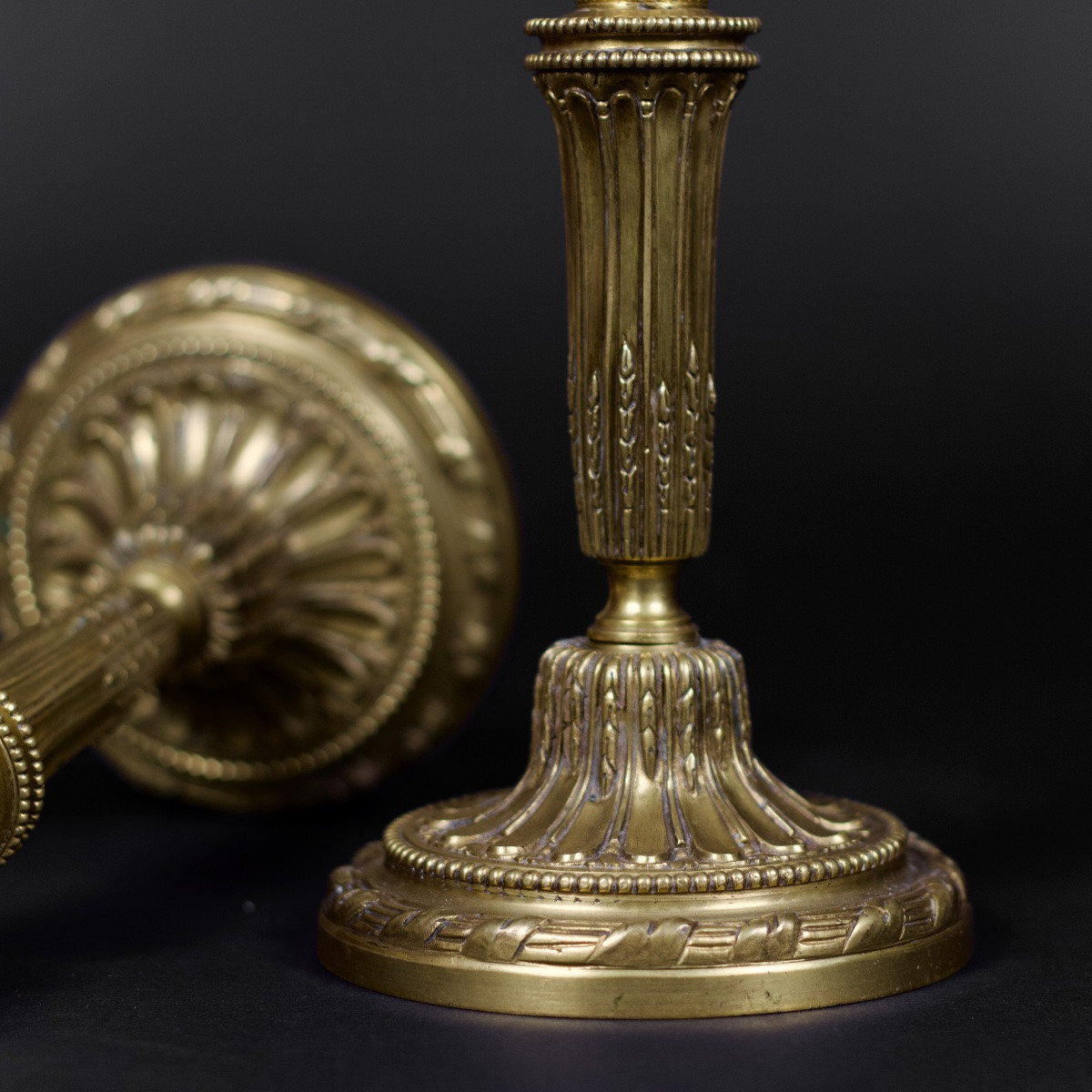 Pair Of Louis XVI Gilt Bronze Candlesticks, Asparagus And Pearl Model-photo-3