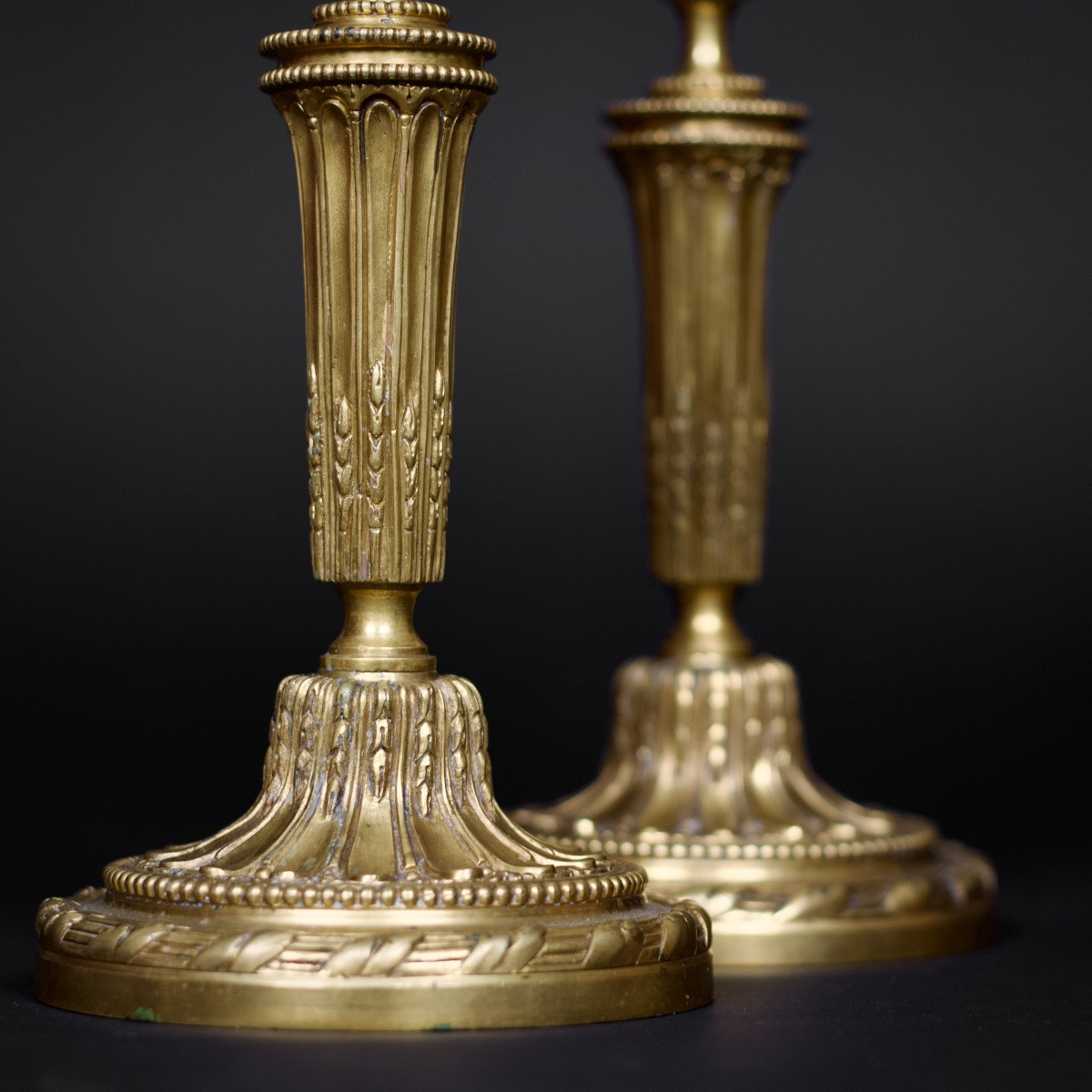 Pair Of Louis XVI Gilt Bronze Candlesticks, Asparagus And Pearl Model-photo-5