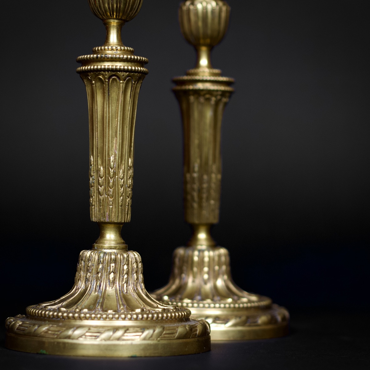 Pair Of Louis XVI Gilt Bronze Candlesticks, Asparagus And Pearl Model-photo-6