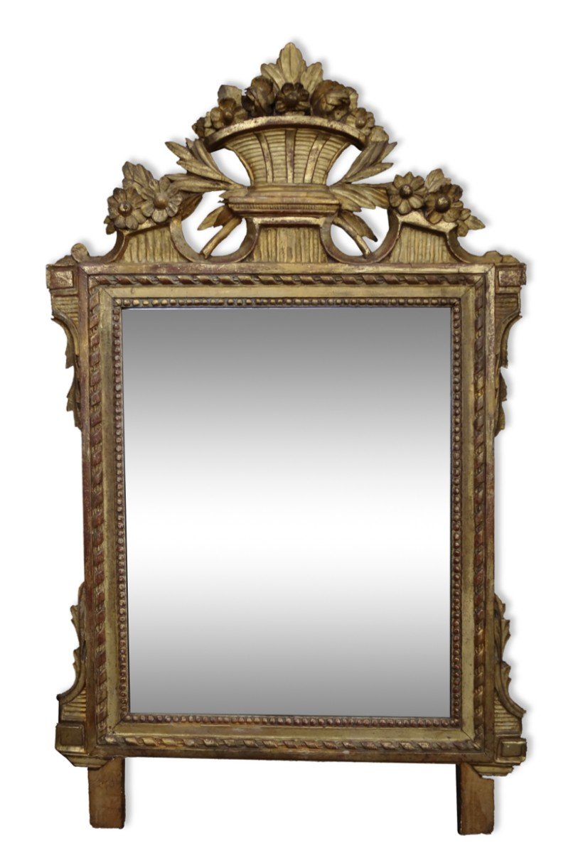 Louis XVI Period Mirror In Gold Carved Wood 101 X 62 Cm