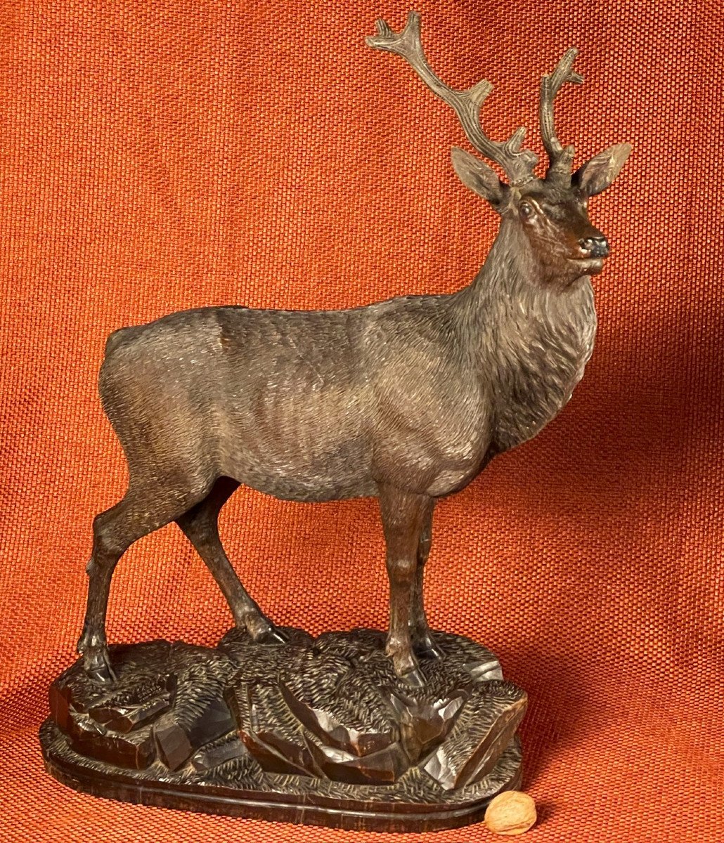 Majestic Wooden Deer On The Lookout By Ernest Heisl, Austria, 19th Century