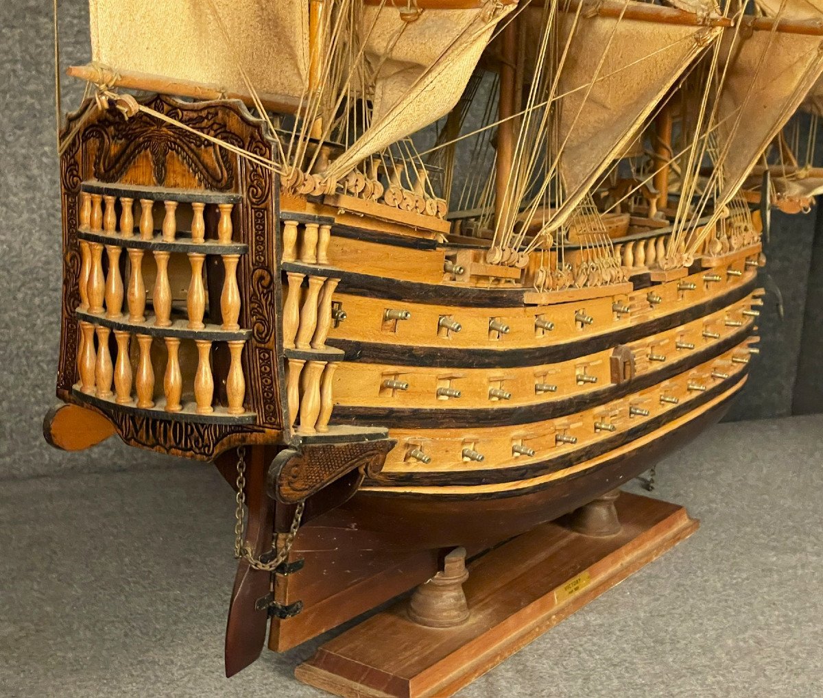 Large Model Of The Victory Ship, Admiral Nelson's Vessel At Trafalgar-photo-4