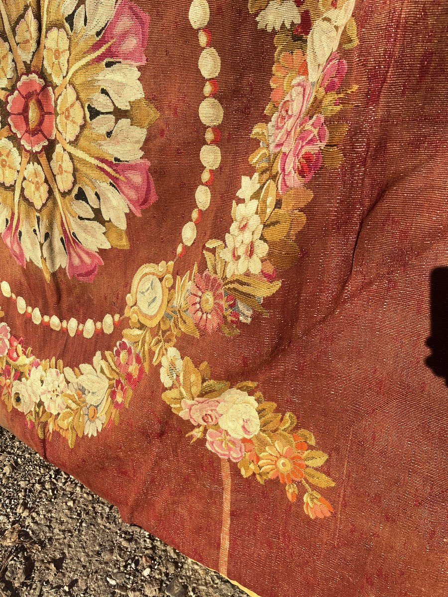 Aubusson Factory - Carpet With Central Floral Medallion From The Restoration Period, 19th Century.-photo-4