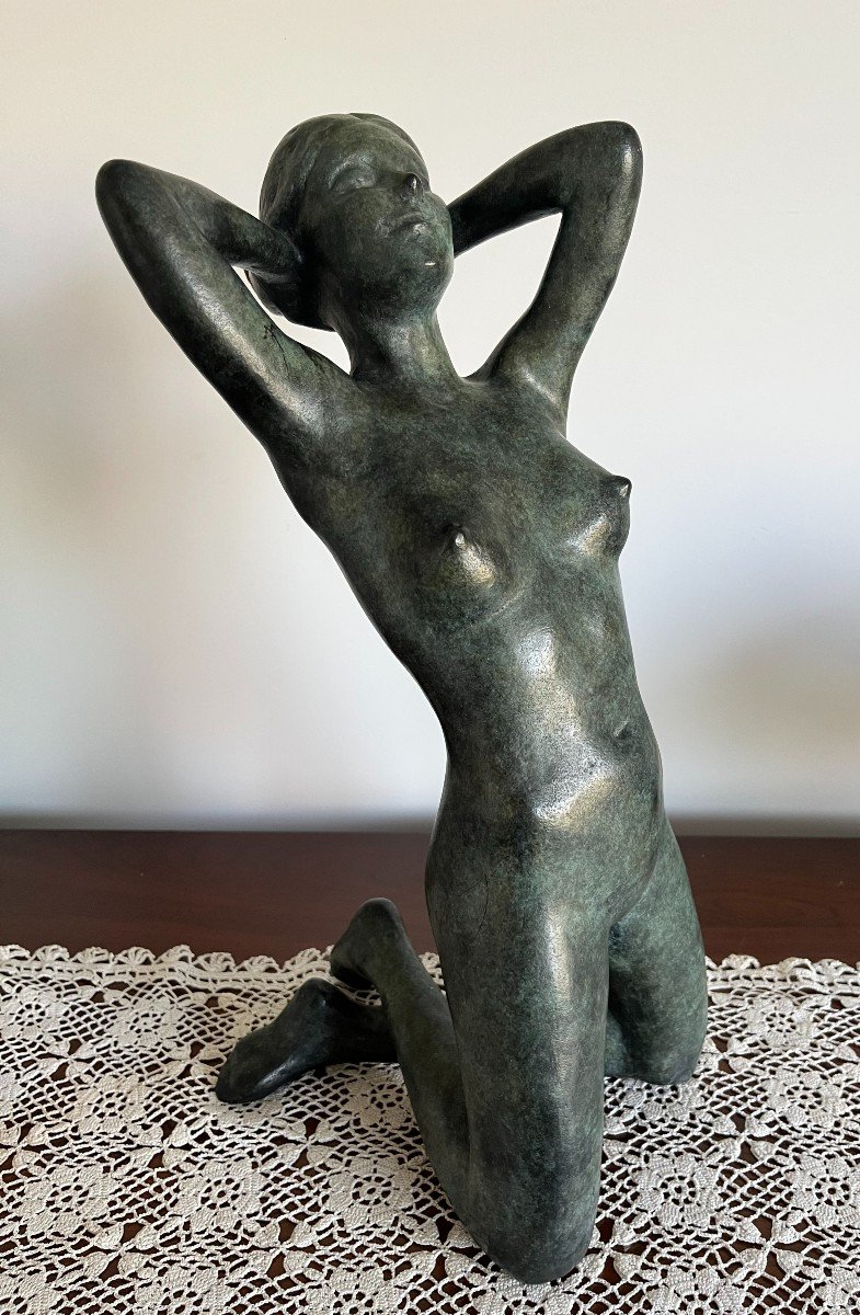 Jorge Borras (1952) - Kneeling Woman In Bronze Signed And Numbered 6/8.