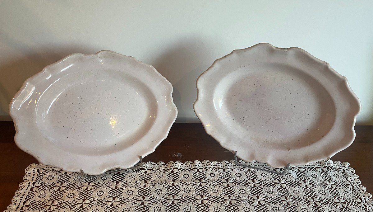 Pair Of White Earthenware Dishes, 18th - 19th Century.