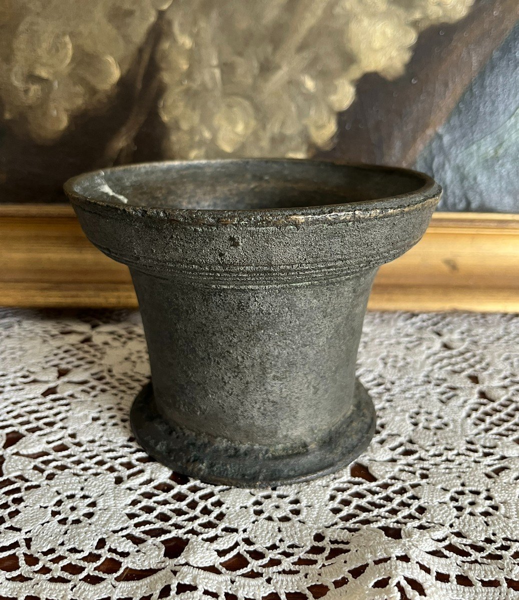 Bronze Apothecary Mortar, 18th Century. 