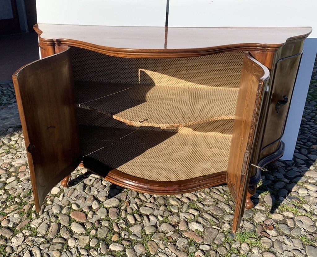 Solid Walnut Sideboard. Venice, 18th Century.-photo-1