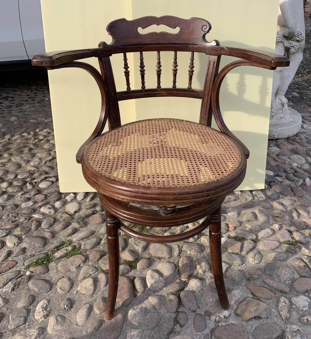 Office Chair In Carved Wood. Probably Thonet Vienna, Early 20th Century.-photo-3