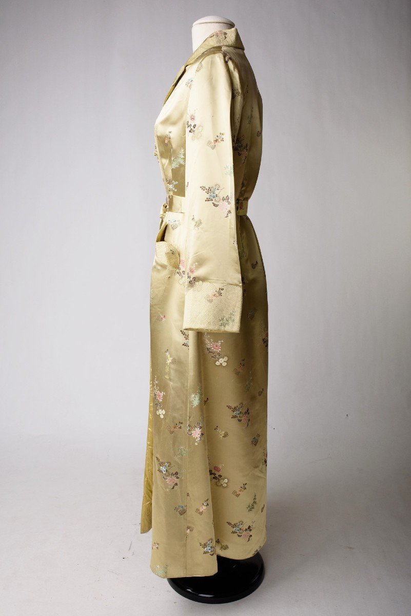 Dressing Gown Or Interior For The Reception In Yellow Straw Brocade Satin Circa 1940-1950-photo-3