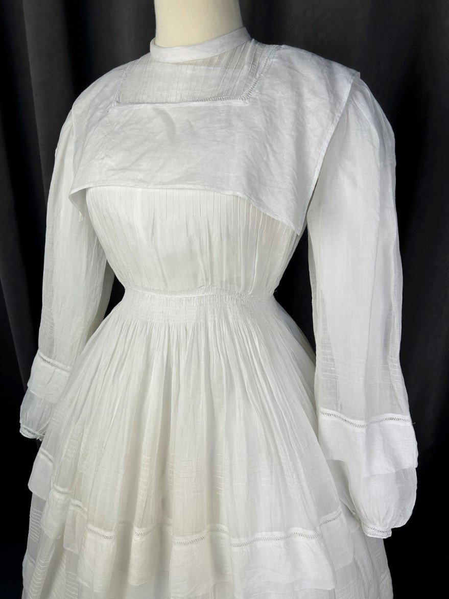 Robe De Promenade à Crinoline En Mousseline De Coton Et Plis Religieuses Circa 1855-photo-2