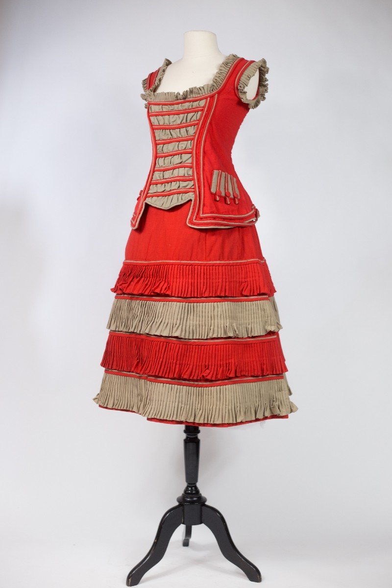 Robe De Cirque Ou De Commémoration En étamine De Laine Rouge écarlate - Etats-unis Circa 1890-photo-3