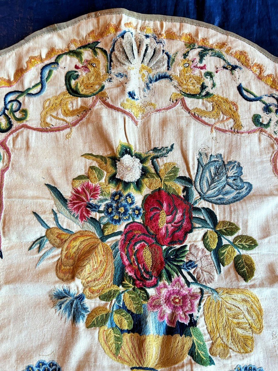 Panneau Baroque En Crewel Work Ou Cambrasine Brodée De Laine - France Circa 1700-1740-photo-2