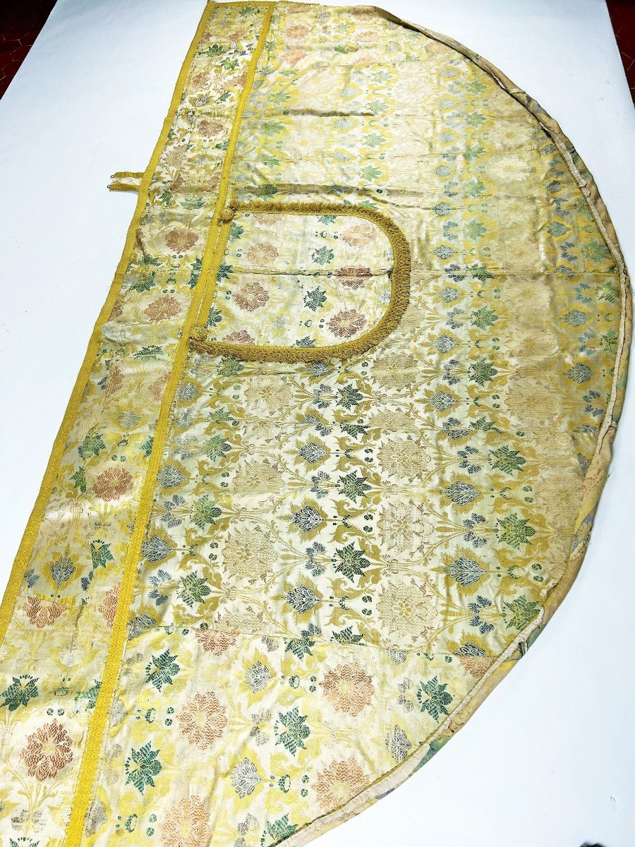 Precious Rain Cover In Satin Border - Italy Late 17th Century-photo-4