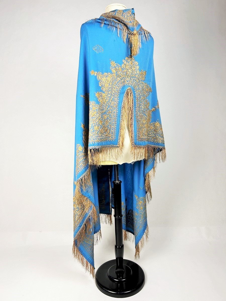 Visit In Blue Stamen Embroidered With Gold Zari - India For The European Market Circa 1870-photo-1