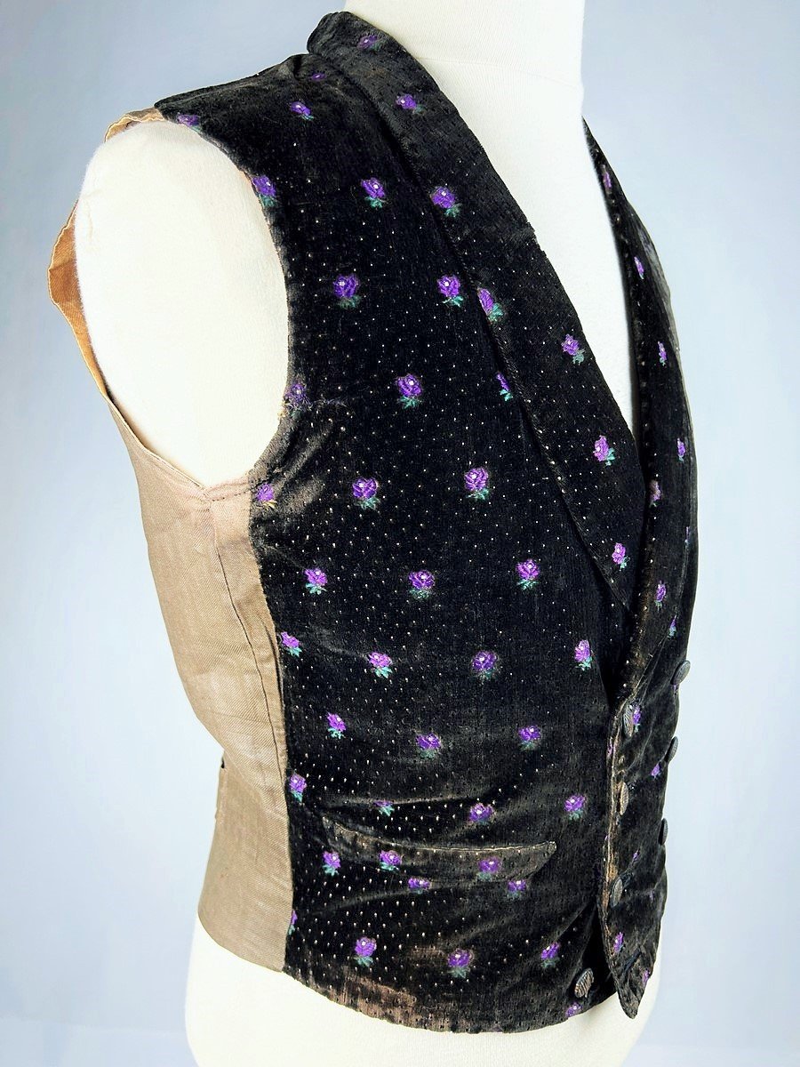 Vest From An Elegant Second Empire Paperback Velvet - France Provence Circa 1860-photo-2