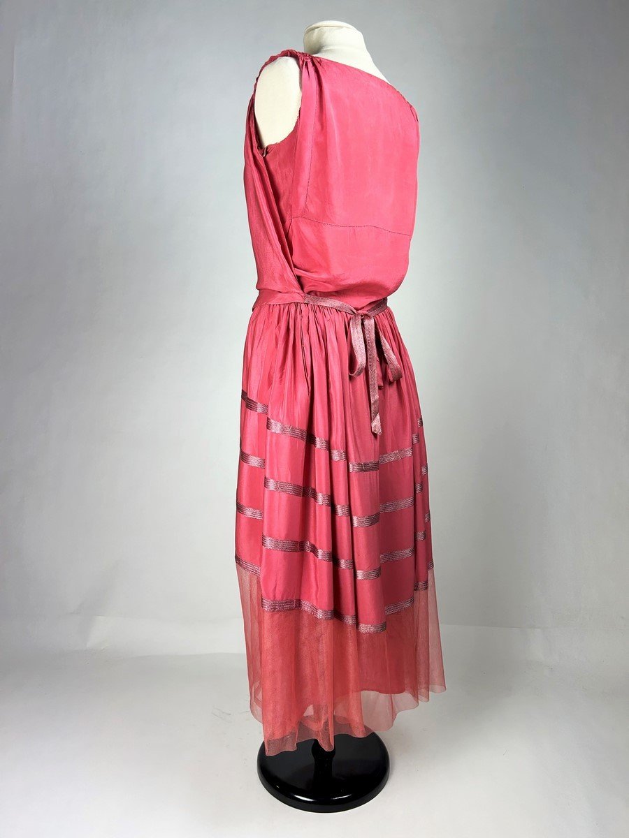 Robe Art Déco En Crêpe De Soie Rose Corail Et Tulle - France Circa 1920-1925-photo-4