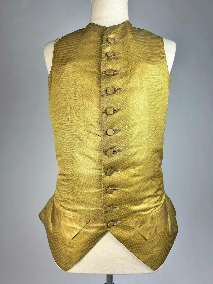 Gilet En Drap Lamé Or – France Période Louis XV Circa 1770-photo-3