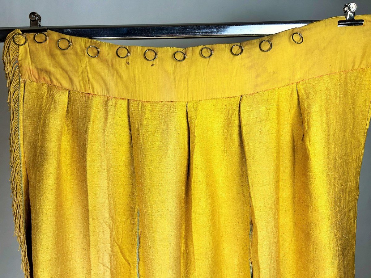 Pair Of Buttercup Yellow Damask Brocatelle Curtains - France Louis XV Period Circa 1740-photo-8