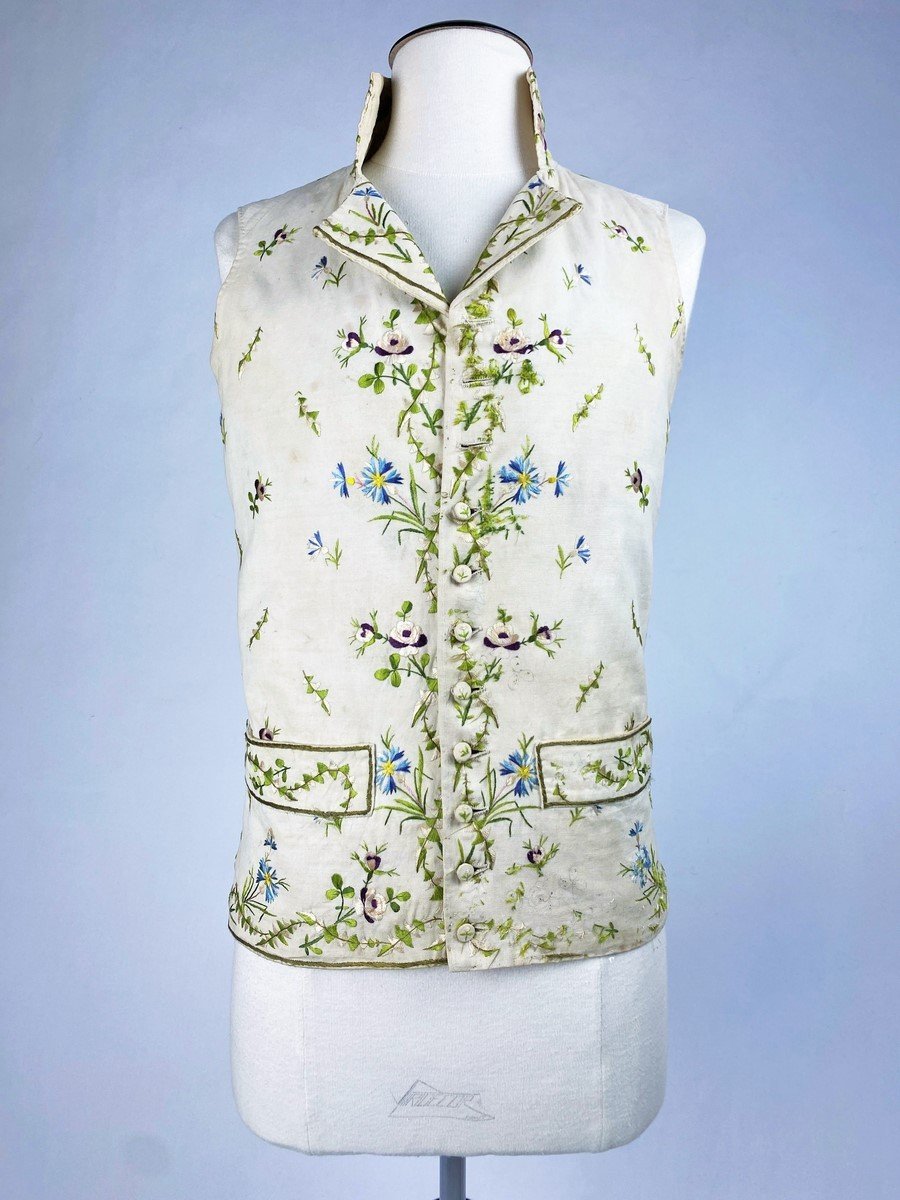 Summer Vest In Embroidered Wool Muslin, Directoire Period - France Circa 1800-photo-4