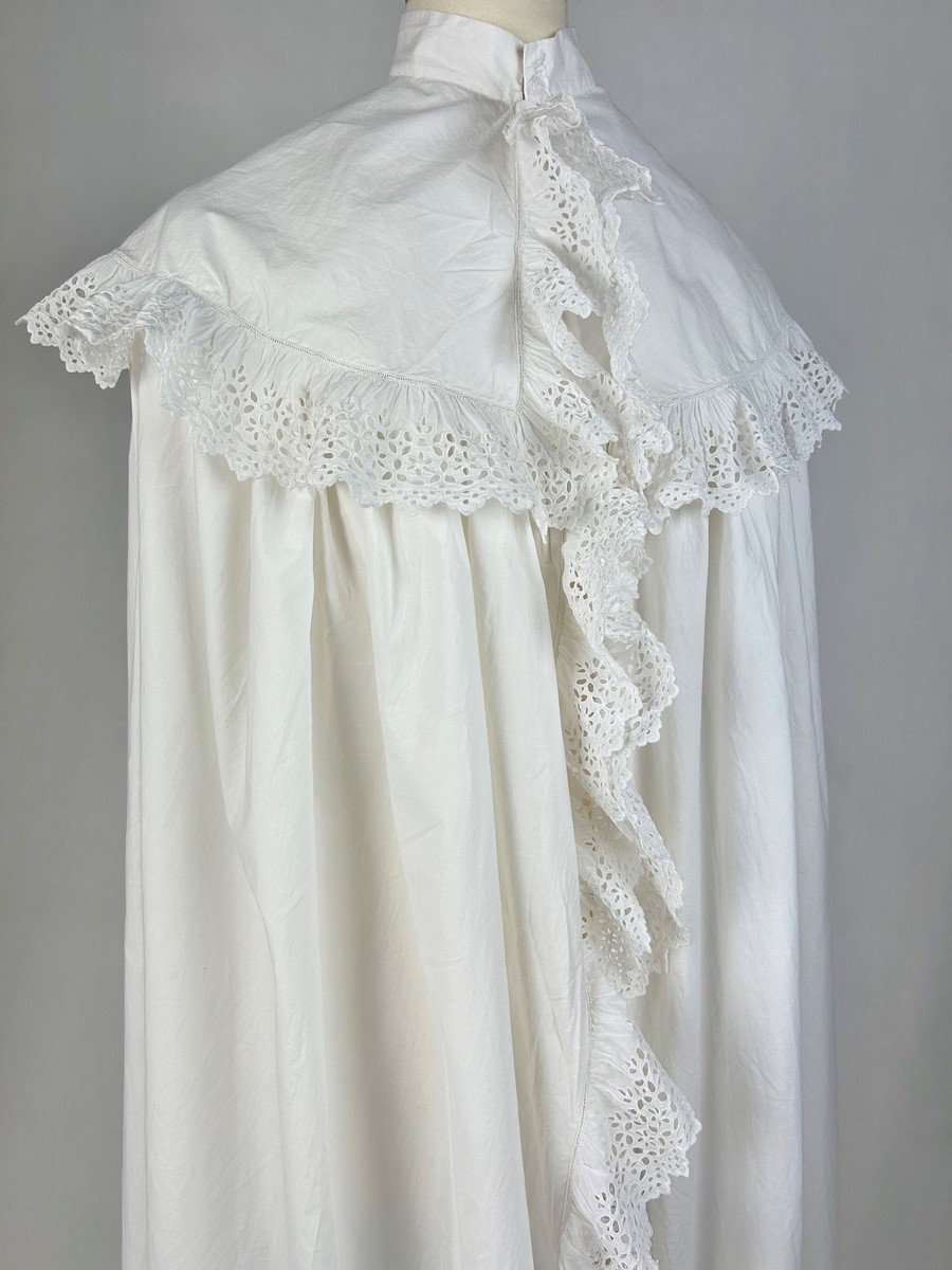 A Morning In Percale And English Embroidery Falbalas - France Circa 1880-photo-2