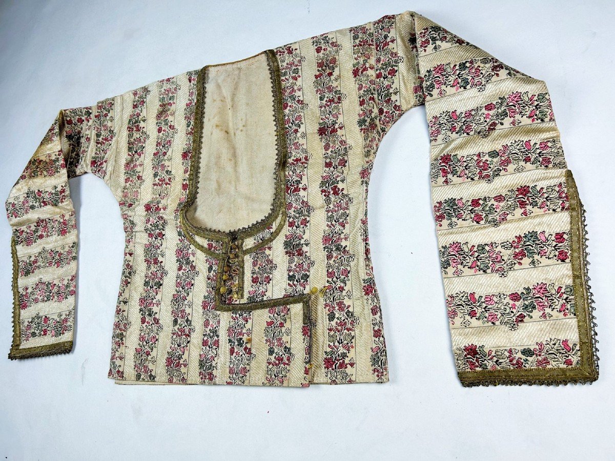 Precious Ceremonial Bodice In Brocaded Silk Lampas - Mughal India Or Persia - Late 18th Century-photo-2