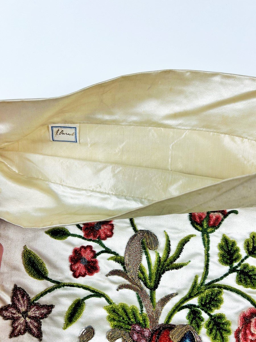 A Silk Satin Purse Embroidered With Chenillettes And Gold Cannetilles Circa 1760-photo-1