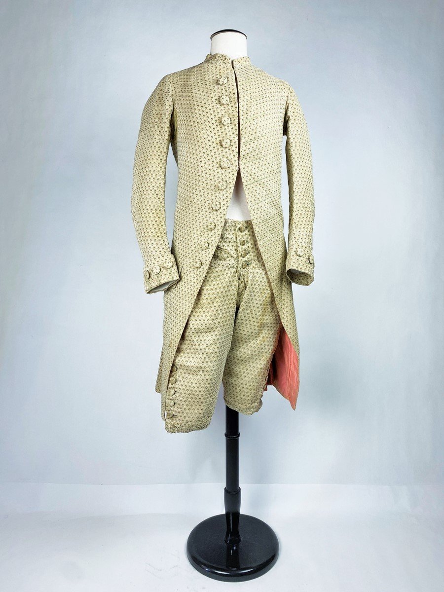 Habit Et Culotte De Gentilhomme En Velours Miniature - France Vers 1770-photo-4