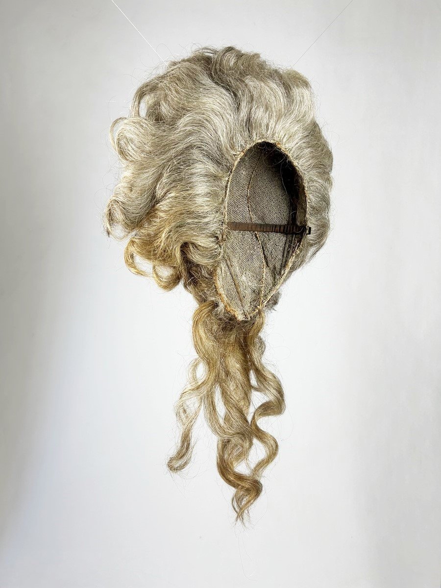 Originale Perruque Montée En Cheveux Gris à La Reine – France Fin Période Louis XVI Circa 1789 -photo-4