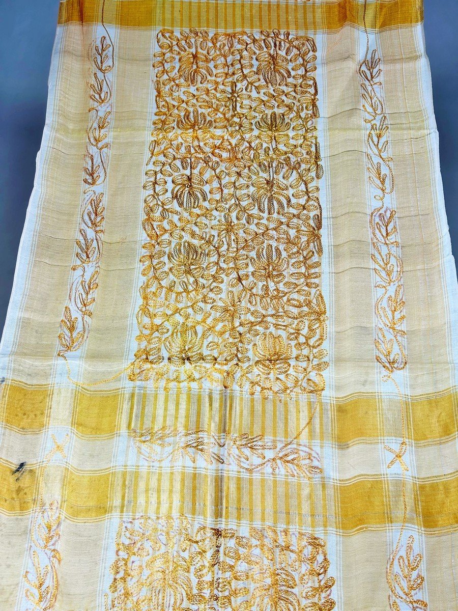 Long Yellow Gold Silk Scarf Embroidered With Cornely - North Africa Circa 1950-photo-1