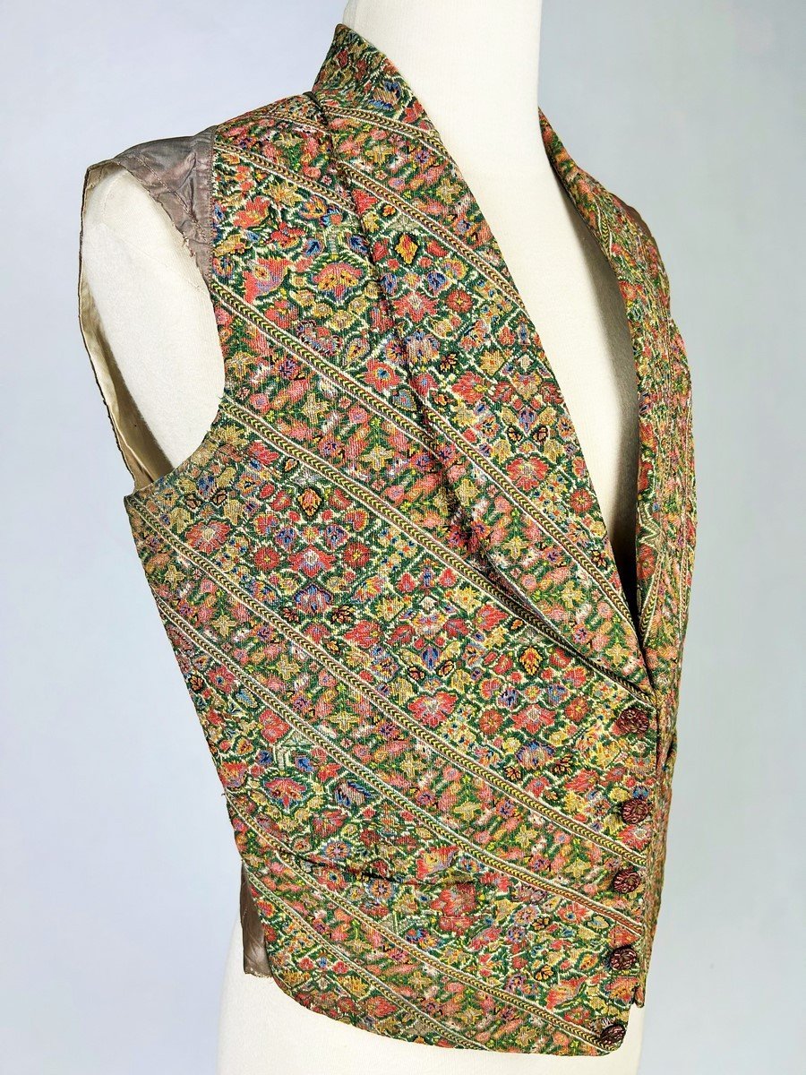 Gilet d'Un élégant En Broderie Perse Nakshe - France Fin Second Empire Circa 1870